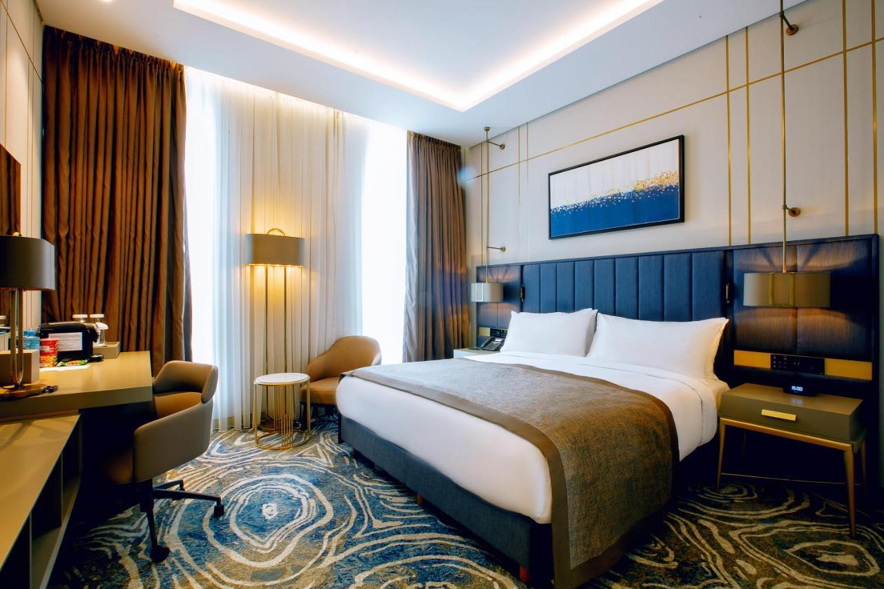 Intercontinental Baku By Ihg Hotel Ngoại thất bức ảnh Deluxe room