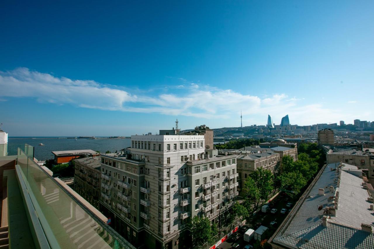 Intercontinental Baku By Ihg Hotel Ngoại thất bức ảnh View of the Hudson River from the 10th floor of the building